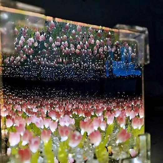 Infinity Mirror Tulip Cube LED Lamp